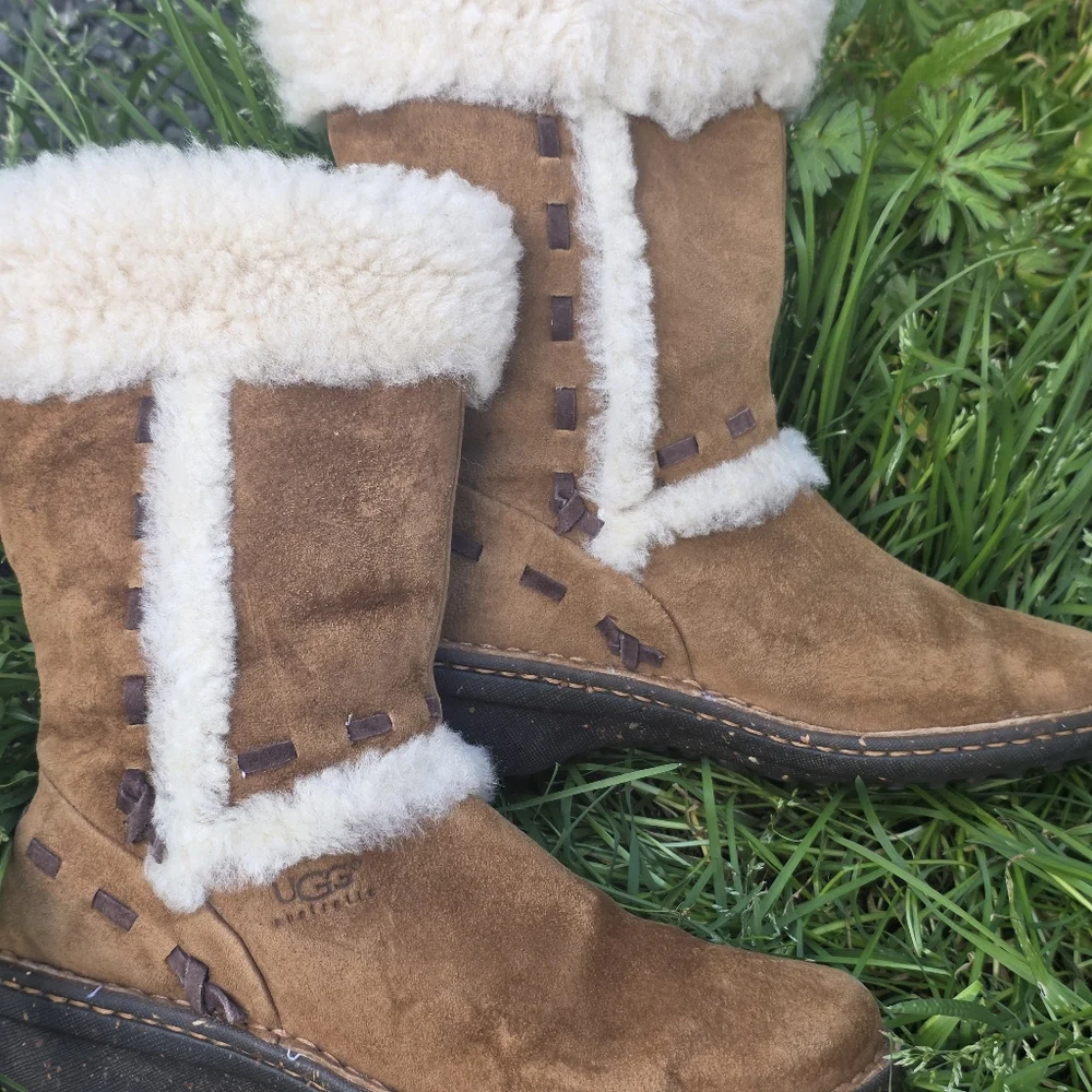 UGG Kids Chestnut Brown Suede Shearling Boots